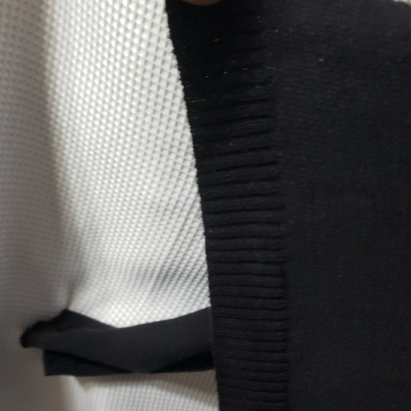 a.n.a . Black Women's Sweater; Open Waterfall Front; Soft & Comfy.  EUC  Size 2X - Picture 5 of 16